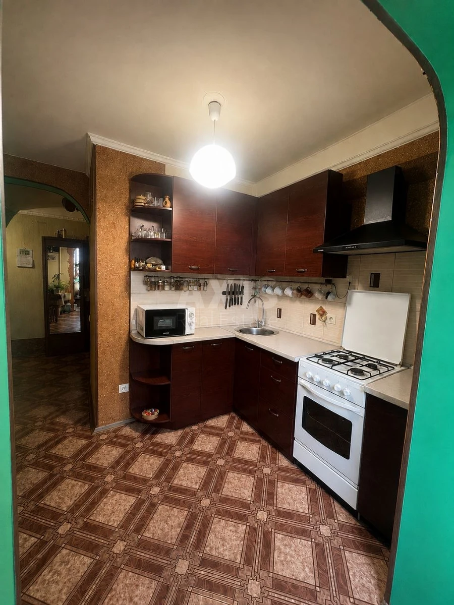 1k apartment vul. Kondratjuka Jurija 470712