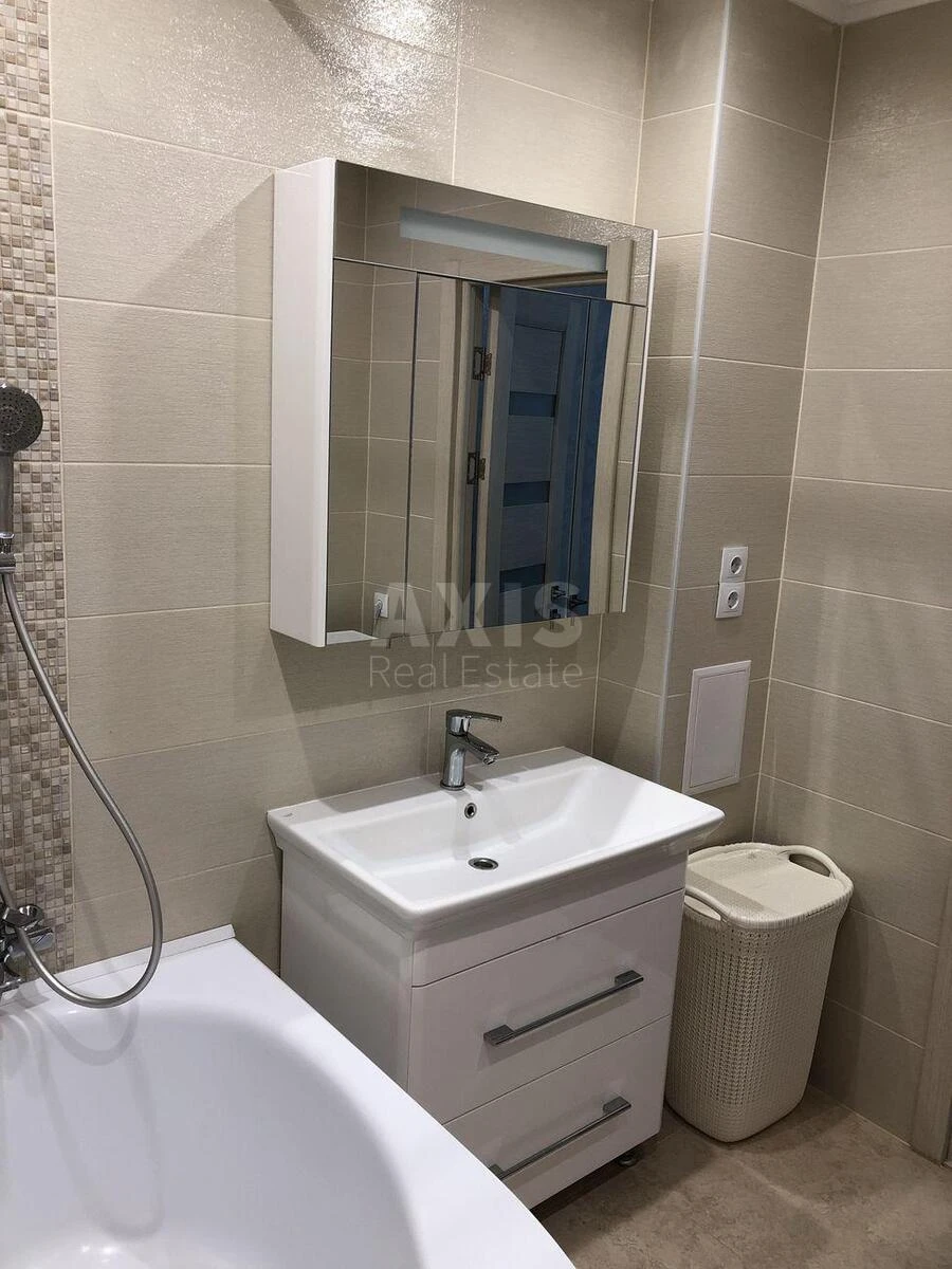 2к квартира ул. Чавдар Елизаветы 216928811