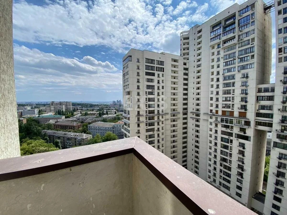 3k apartment vul. Jevgena Konoval'cja 44А683996