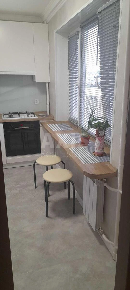 3k apartment vul. Kyrylivs'ka 131623690
