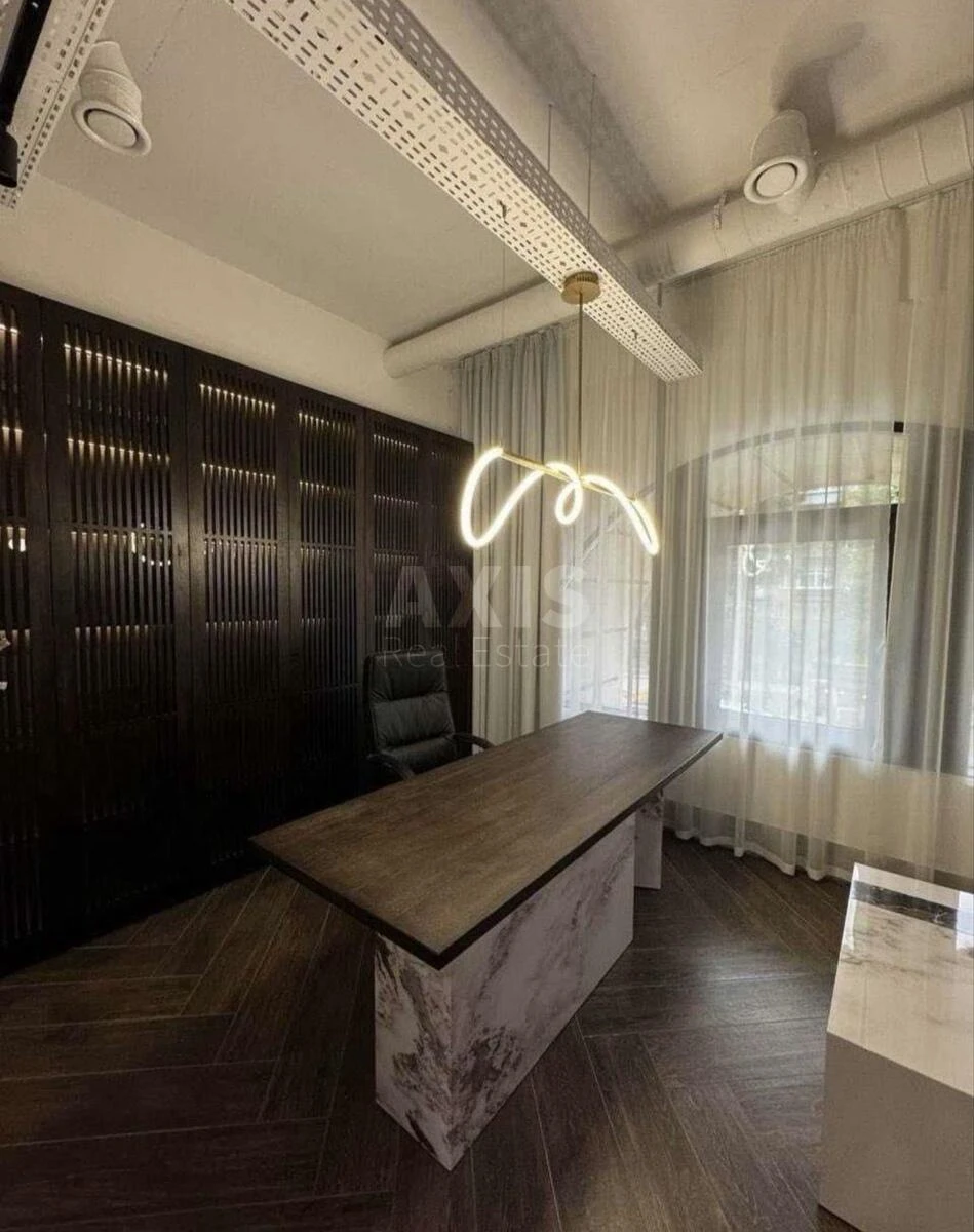 Office vul. Bul'varno-Kudrjavs'ka 17, 208m2647774