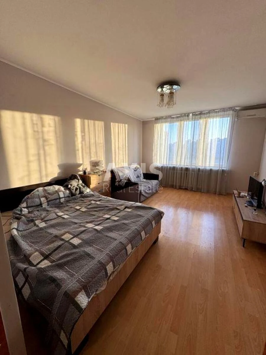 1k apartment vul. Oleny Pchilky 2664673