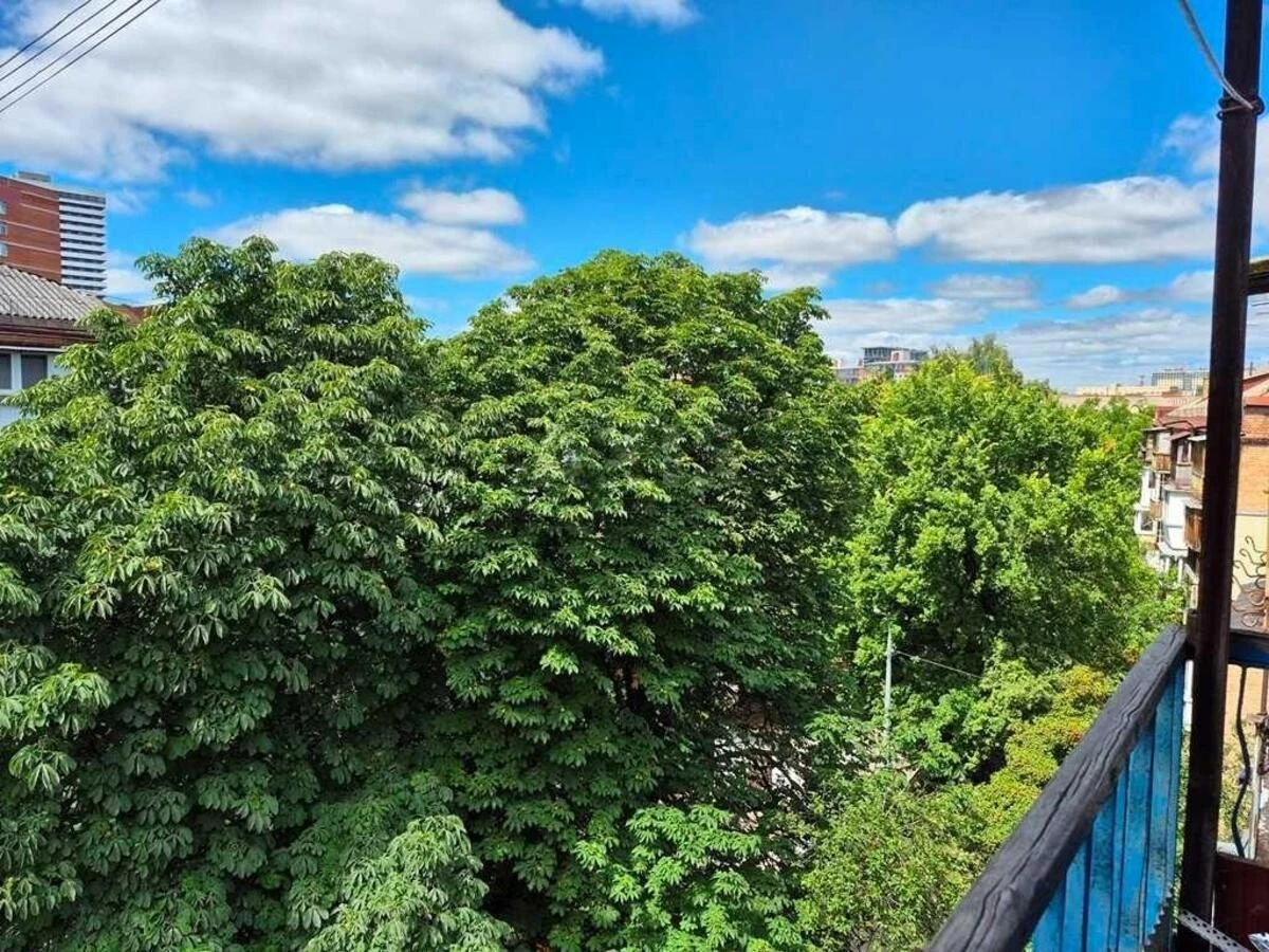 2к квартира пр-т Голосеевский 126622354