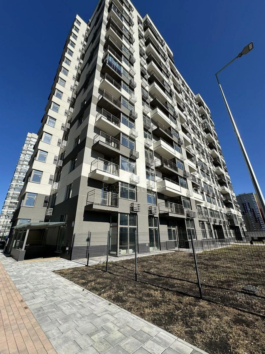 Office vul. Rodyny Kristeriv 20, 54m246013