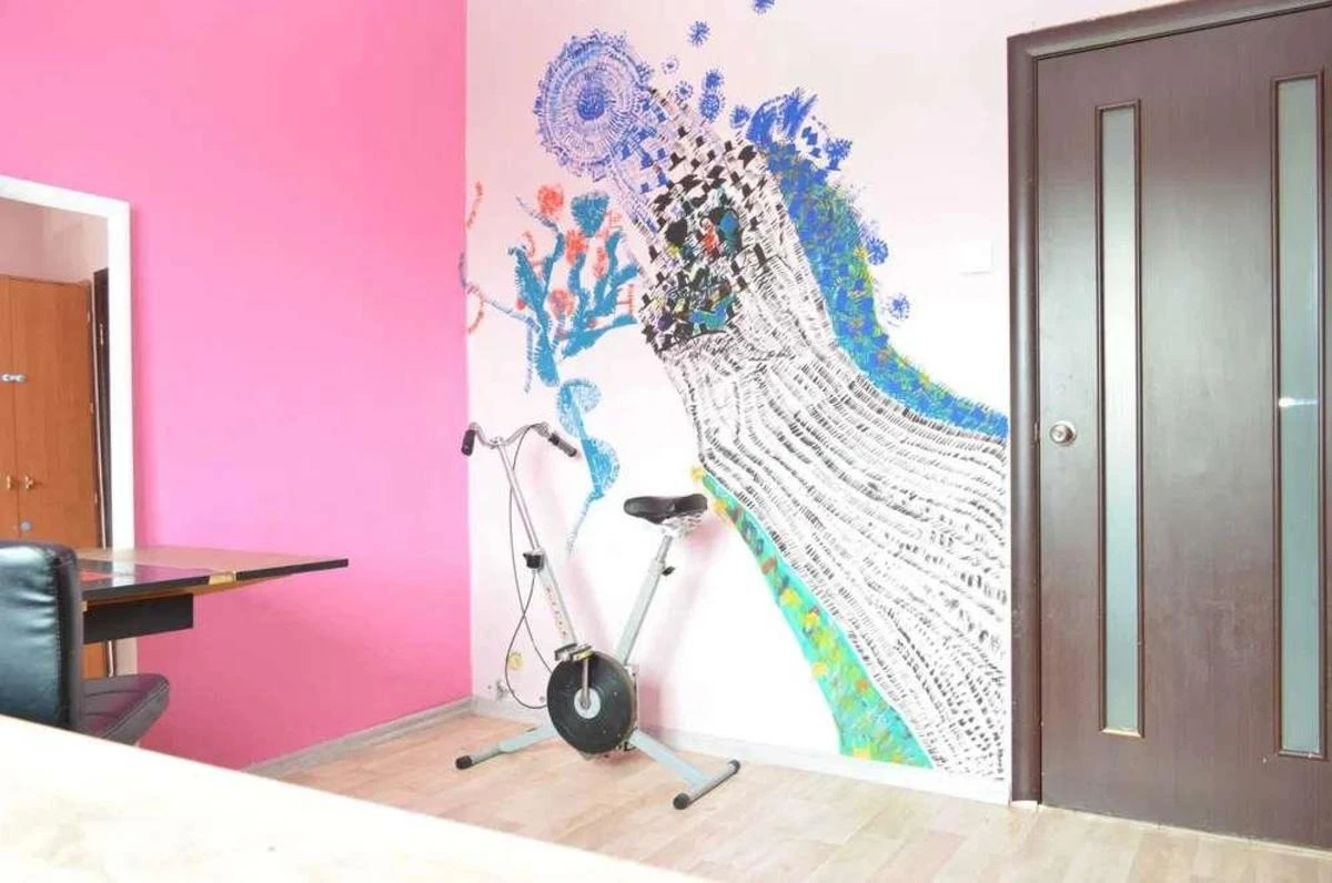 3k apartment pr-t Chervonoyi Kalyny 89306298