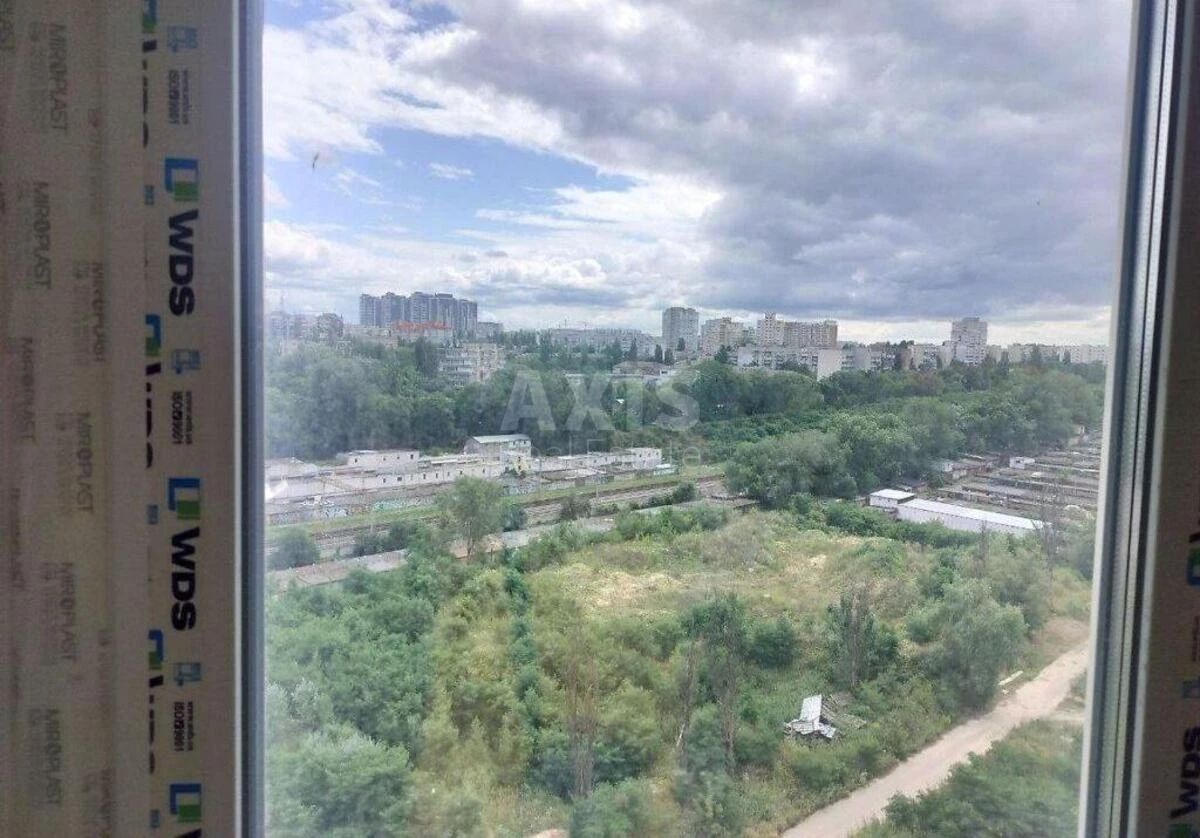 1k apartment vul. Novopol'ova 2700231