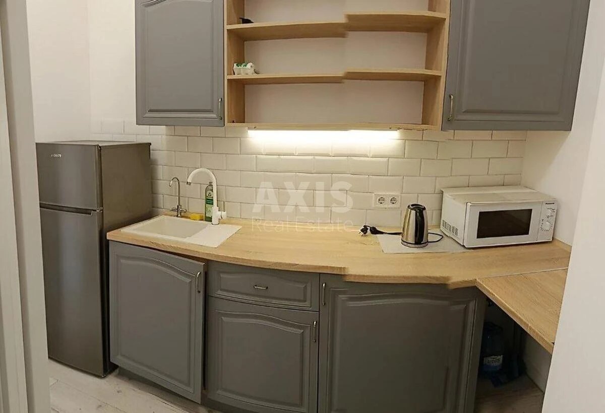 Office vul. Velyka Vasyl'kivs'ka 21А, 76m2653970