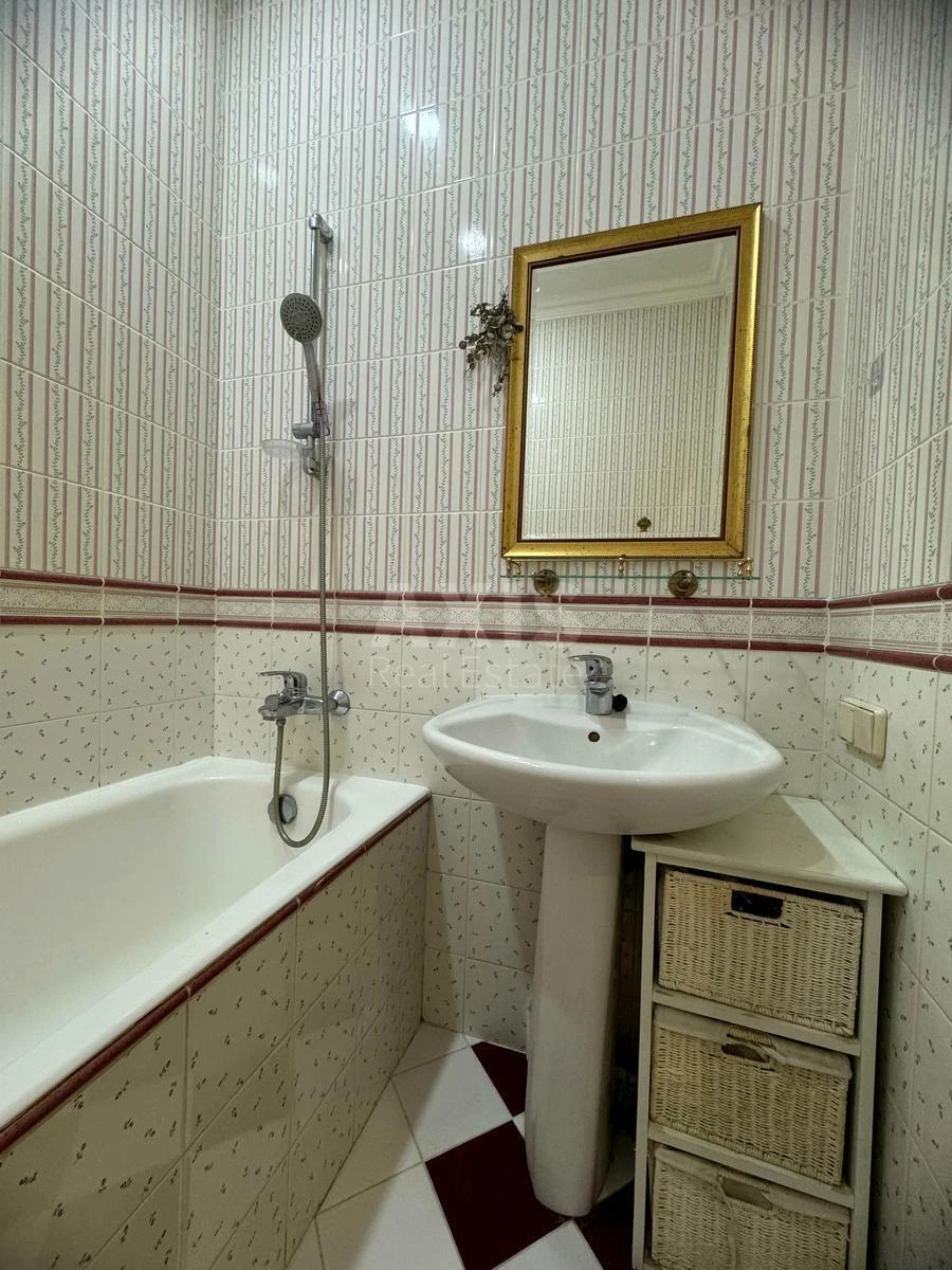 2k apartment uzviz Andrii'vs'kyj 2Б7015819