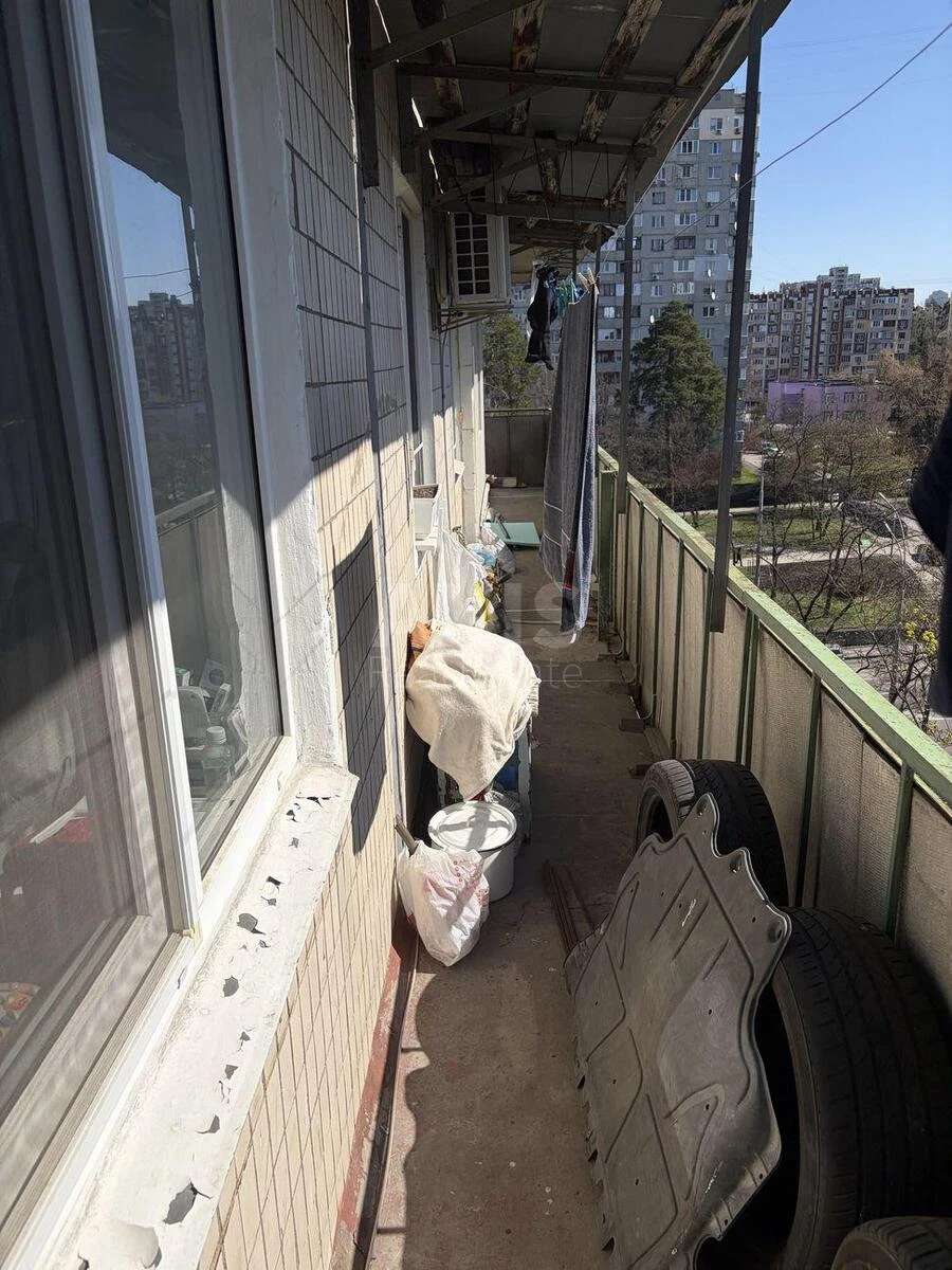 3k apartment vul. Chornobyl's'ka 116704111