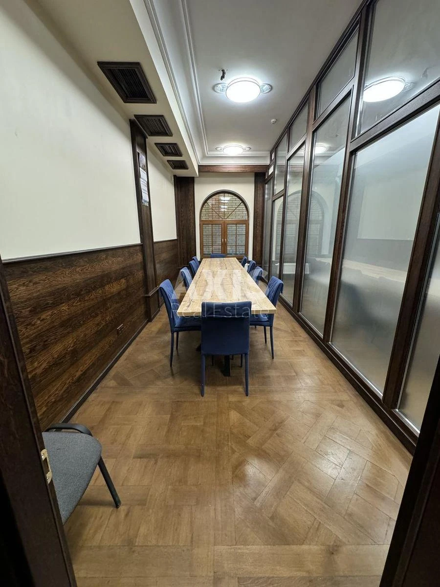 Office vul. Zhyljans'ka 72А, 140m2387853