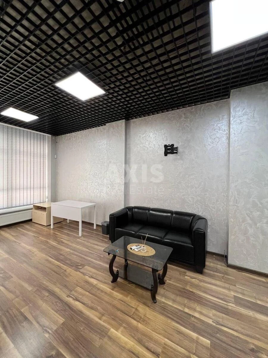 Office vul. Jevgena Konoval'cja 36Д, 60m2710364