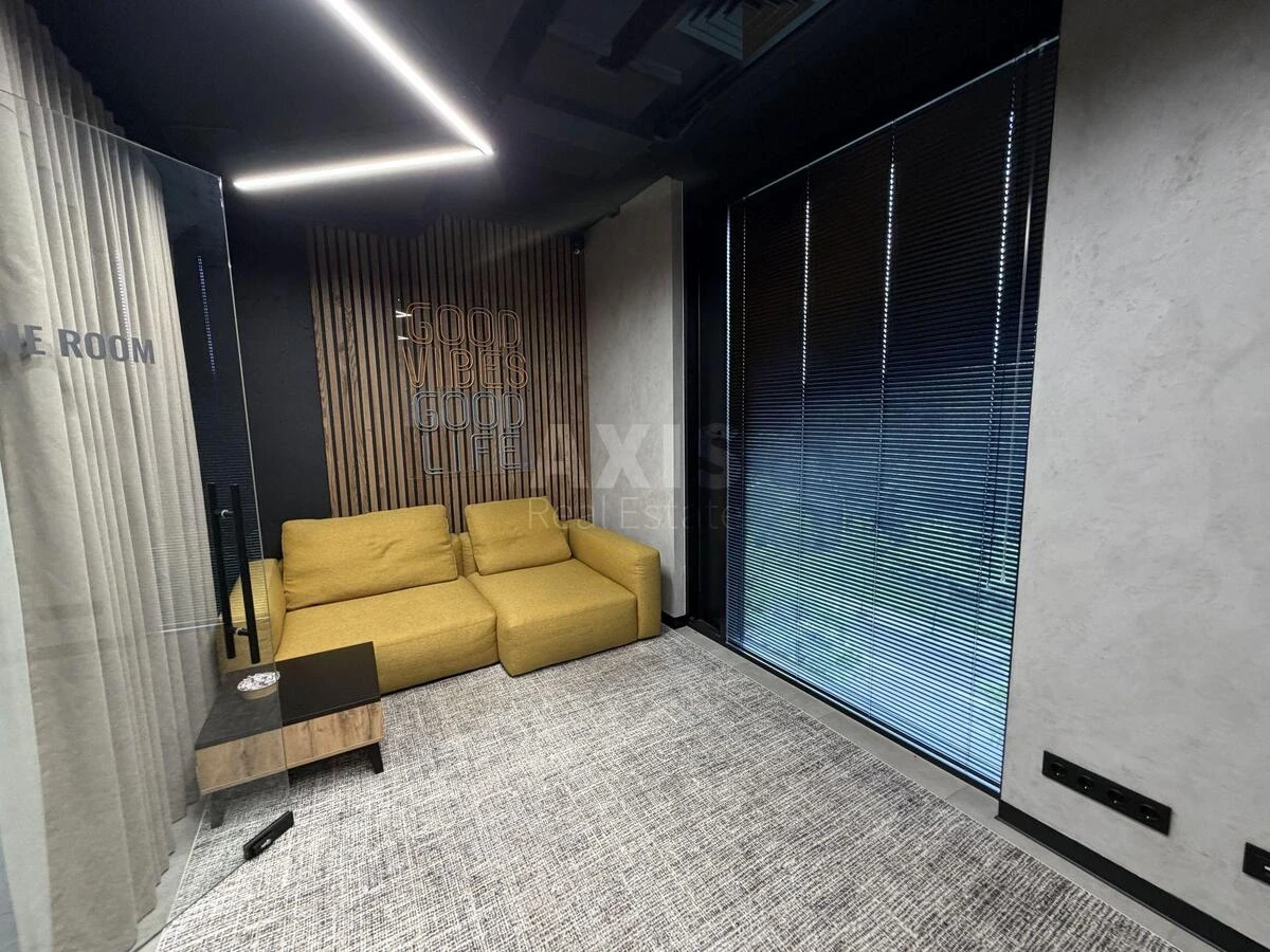 Office vul. Krasylivs'ka 9, 785m27105713