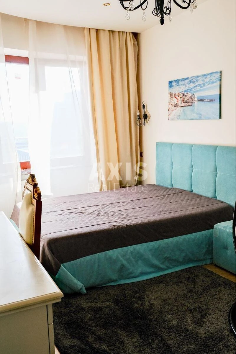 4k apartment vul. Zhyljans'ka Thirty amps6558015