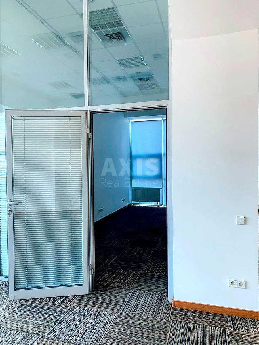 Office prov. Ohots'kyj 7, 277m2678681