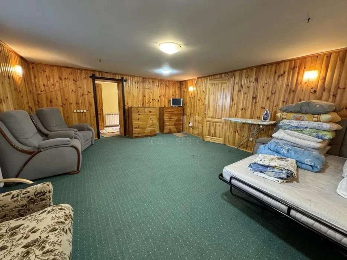 House vul. Naberezhna, 227m2, Kyiv city316475