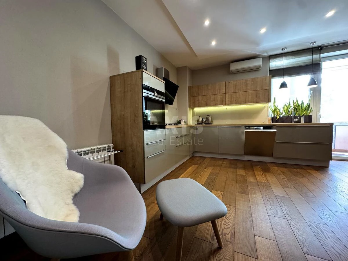 3k apartment vul. Mezhygirs'ka 28615163