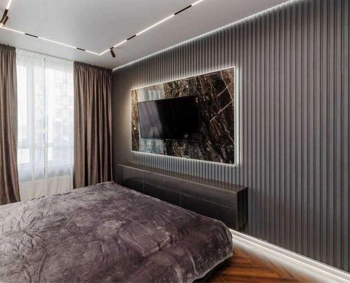 2k apartment nab. Dniprovs'ka 15Є647114