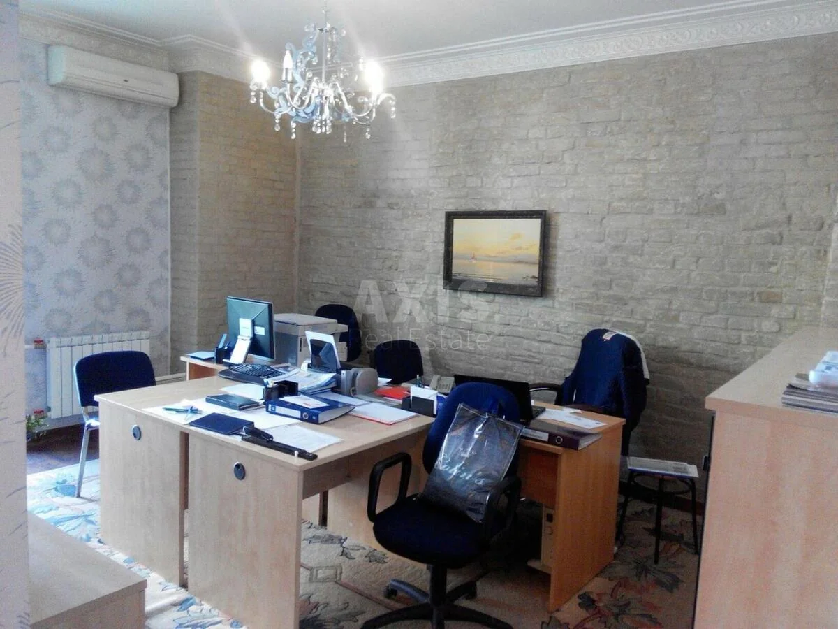 Офис бул. Шевченко Тараса 6, 70м2