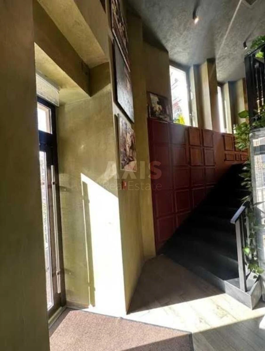 Trade object vul. Sofii'vs'ka 14, 232m2646231