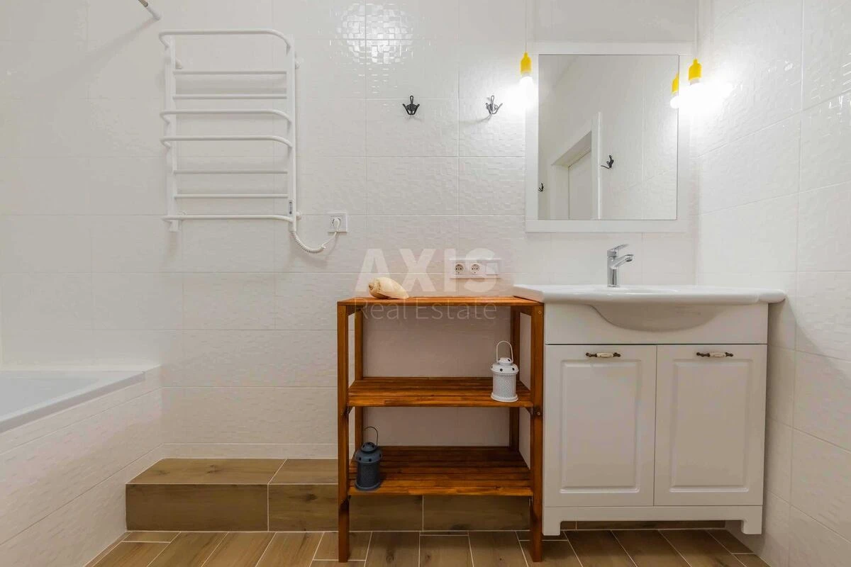 1k apartment vul. Sverstjuka Jevgena 6Д708434