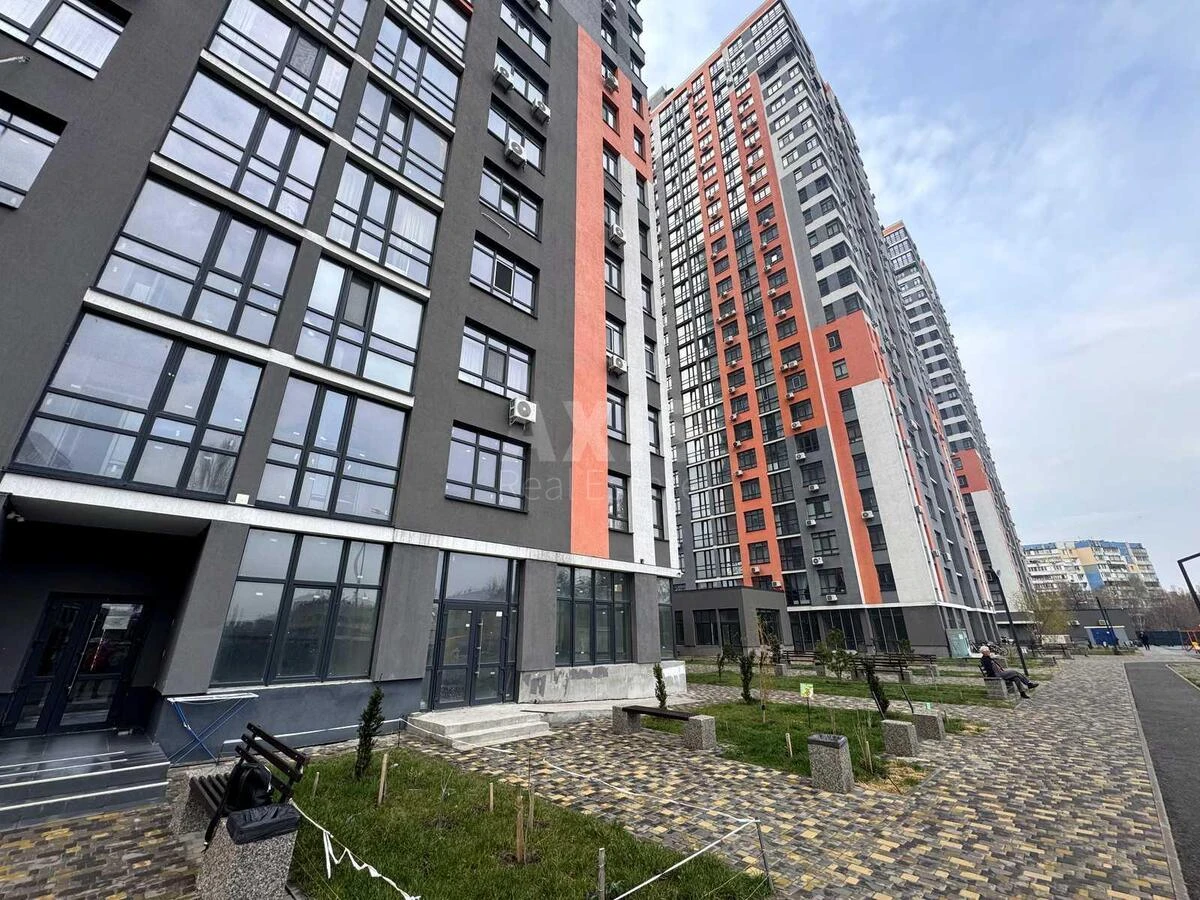2k apartment vul. Gulaka Mykoly 3706041