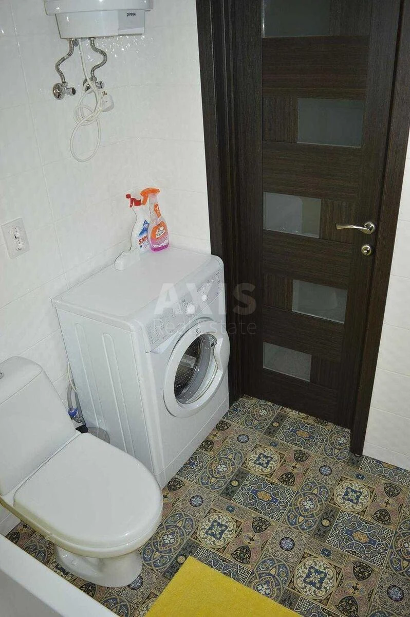 1k apartment vul. Radystiv 327197414