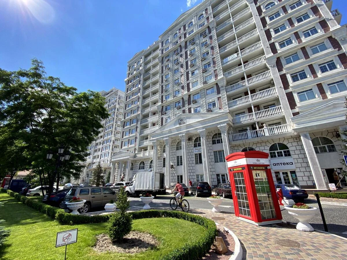 2к квартира ул. Михаила Максимовича 246576616