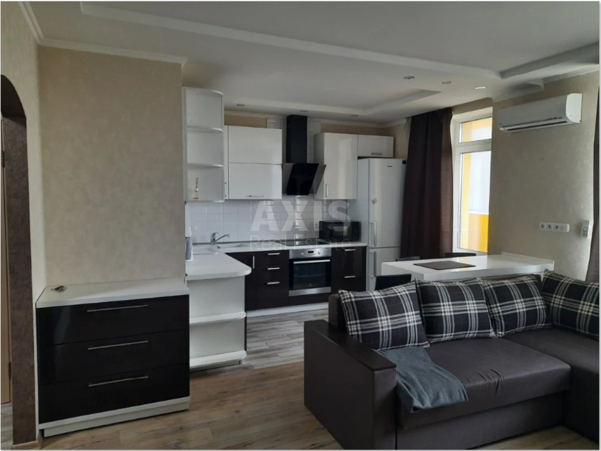 1k apartment pr-t Berestejskij 7164239