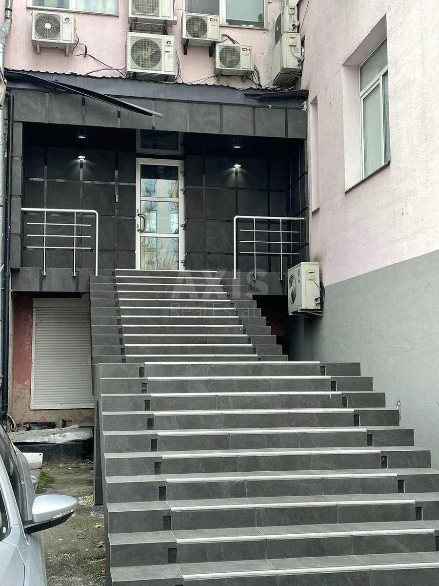 Trade object vul. Surykova 3А, 330m267424