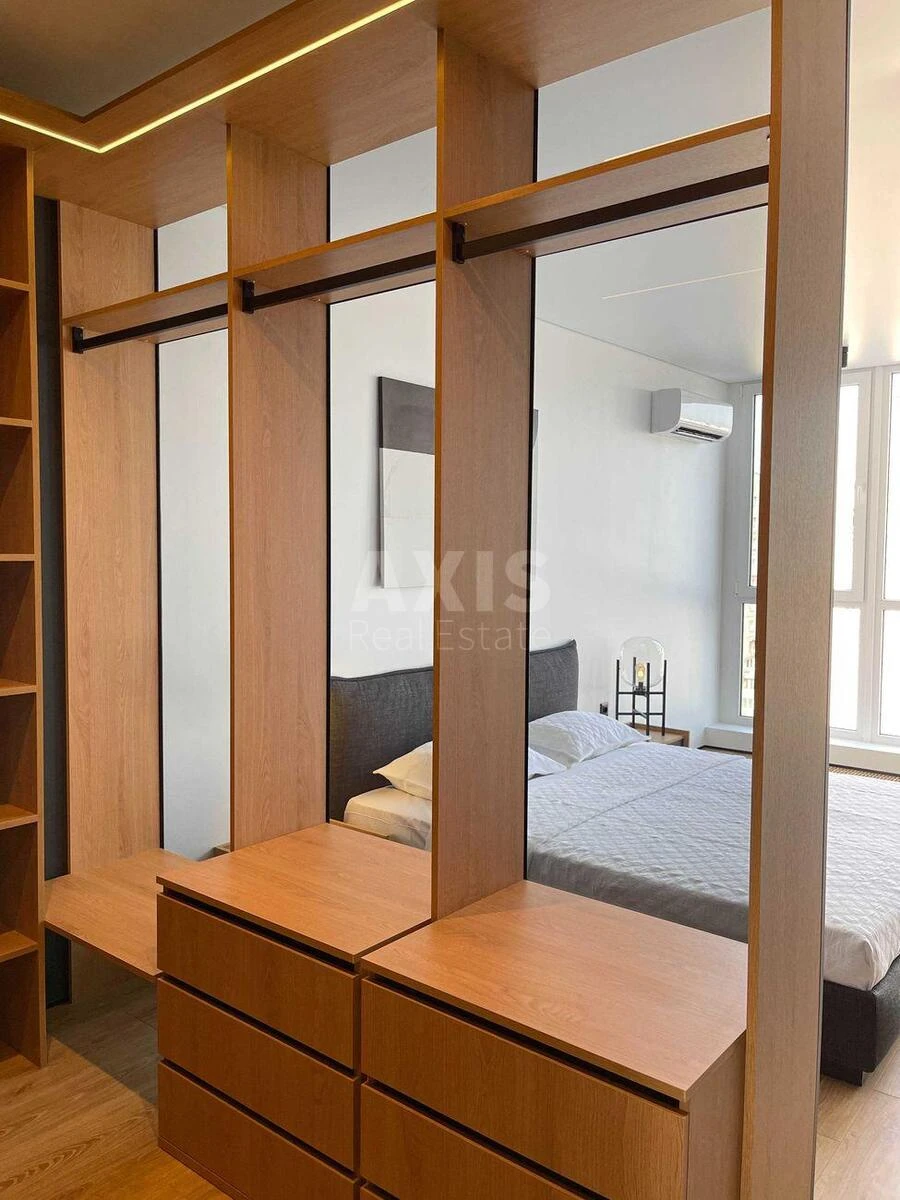 2k apartment vul. Revuc'kogo 40В7206112