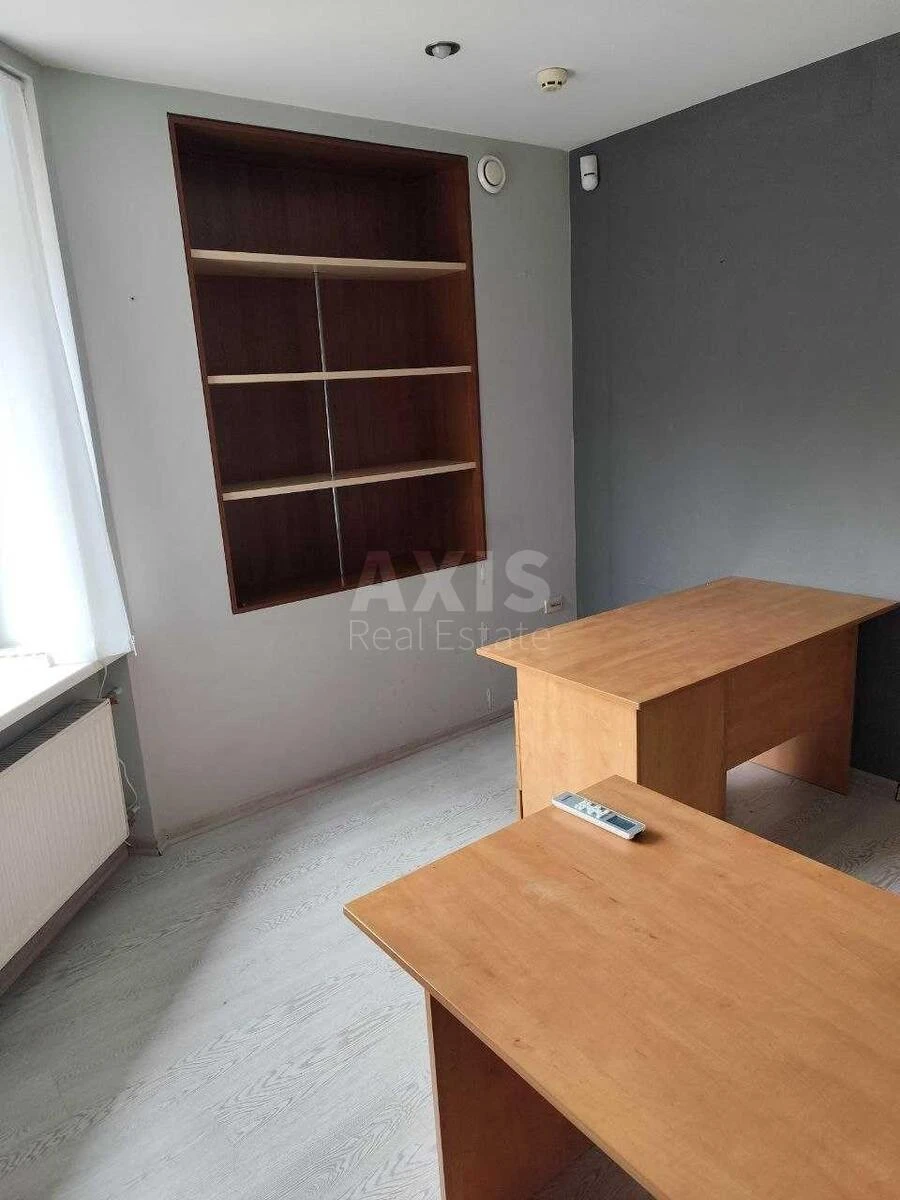 Office pr-t Geroi'v Stalingrada 24, 233m2535105