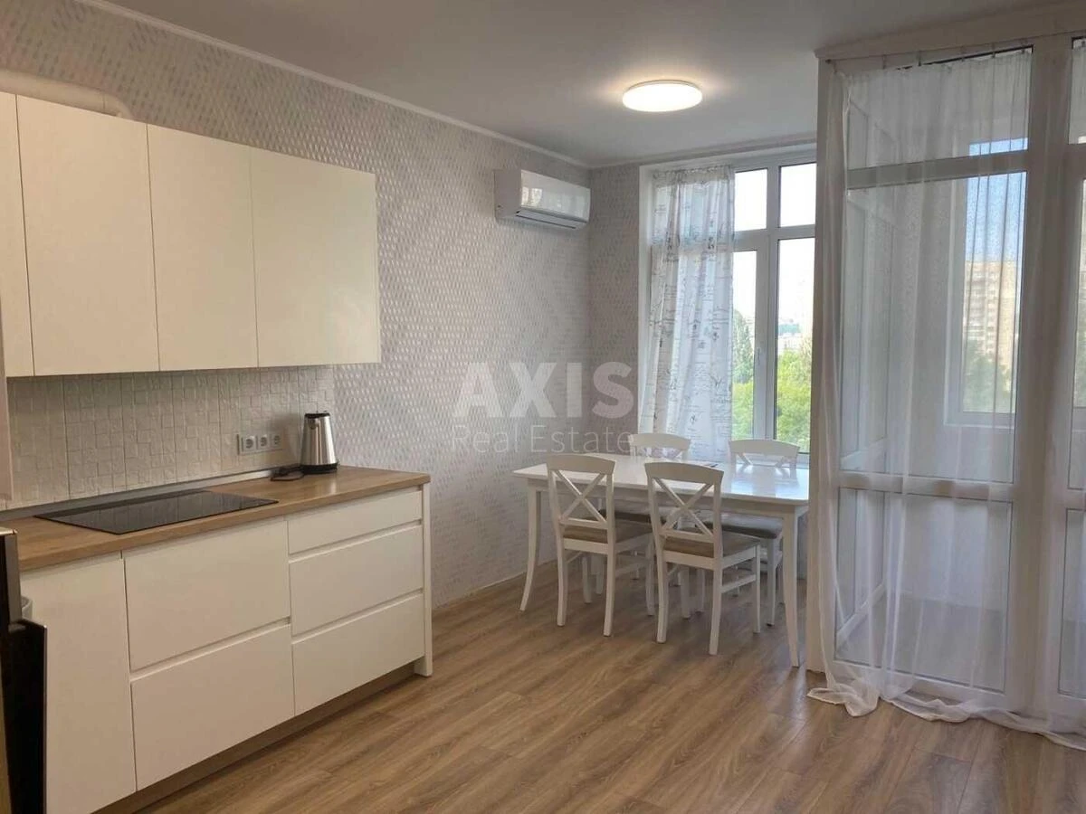 3k apartment vul. Sverstjuka Jevgena 4622371