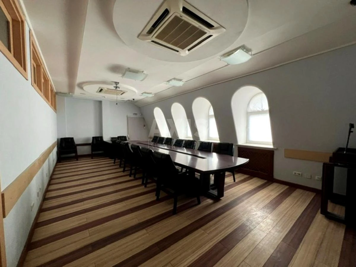 Офис ул. Саксаганского 67Б, 1738м26341310