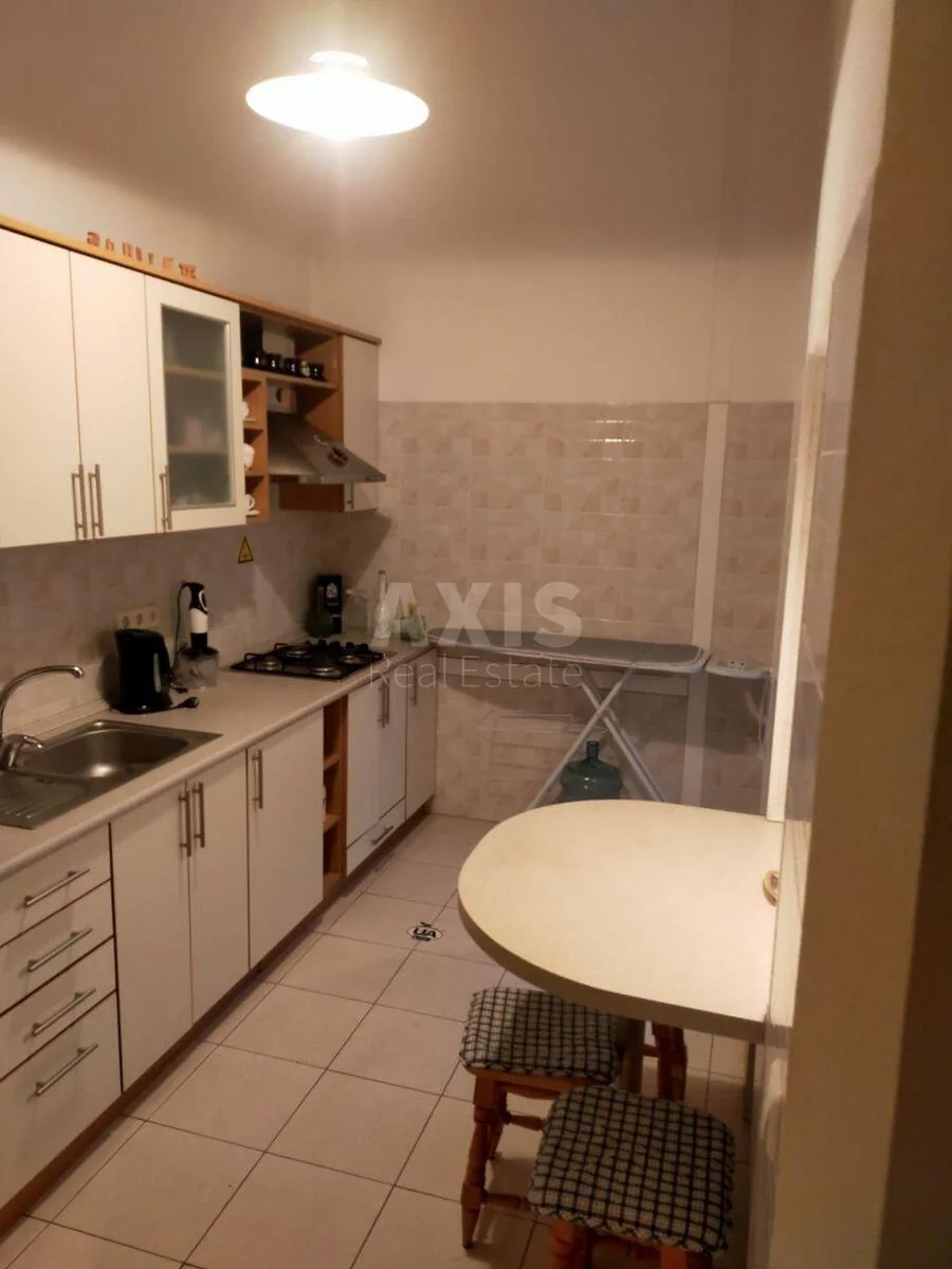 2k apartment vul. Strilec'ka 7/6