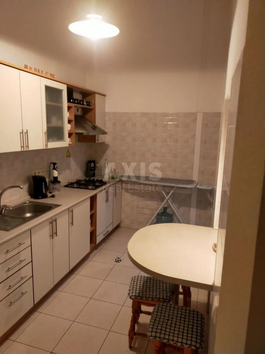 2k apartment vul. Strilec'ka 7/668752