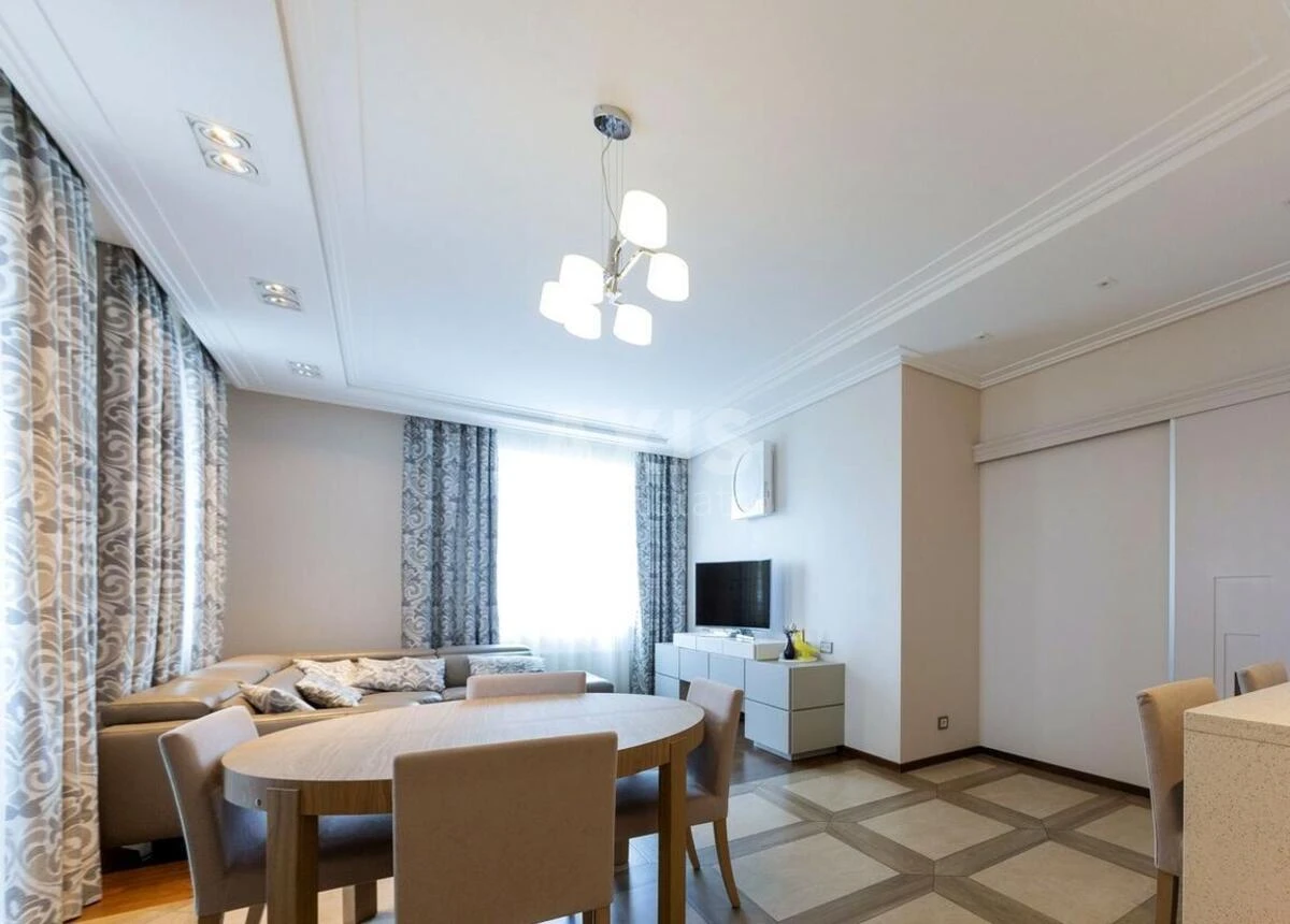 4k apartment vul. Laboratorna 6668520