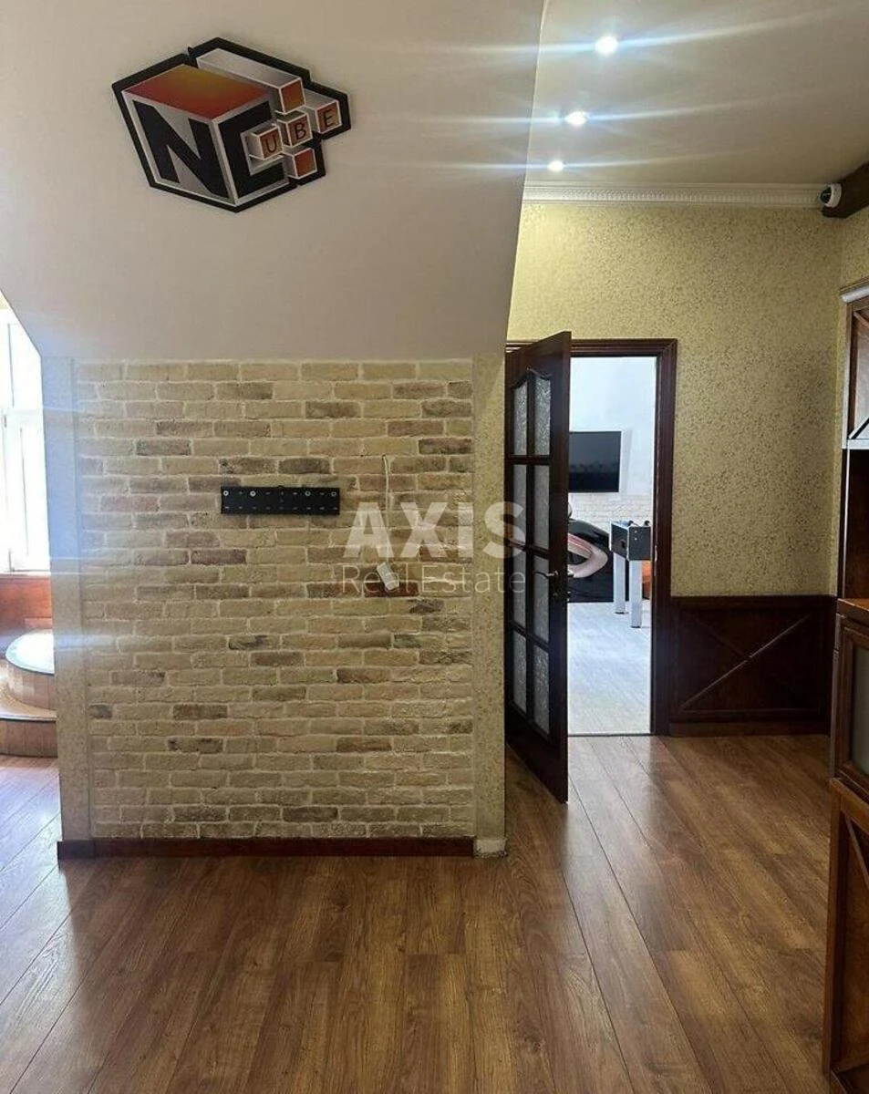 Офис ул. Трехсвятительская 13, 200м2581047