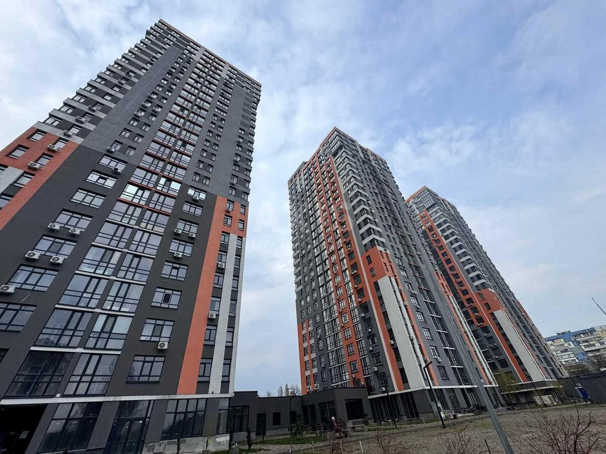 2к квартира ул. Гулака Николая 370604