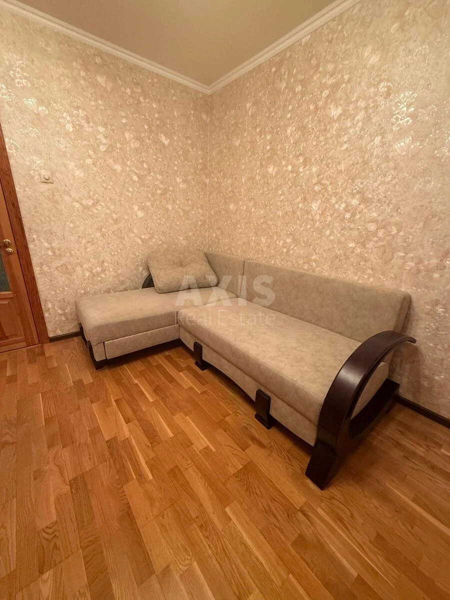 2к квартира пр-т Гонгадзе Георгия 32В673875