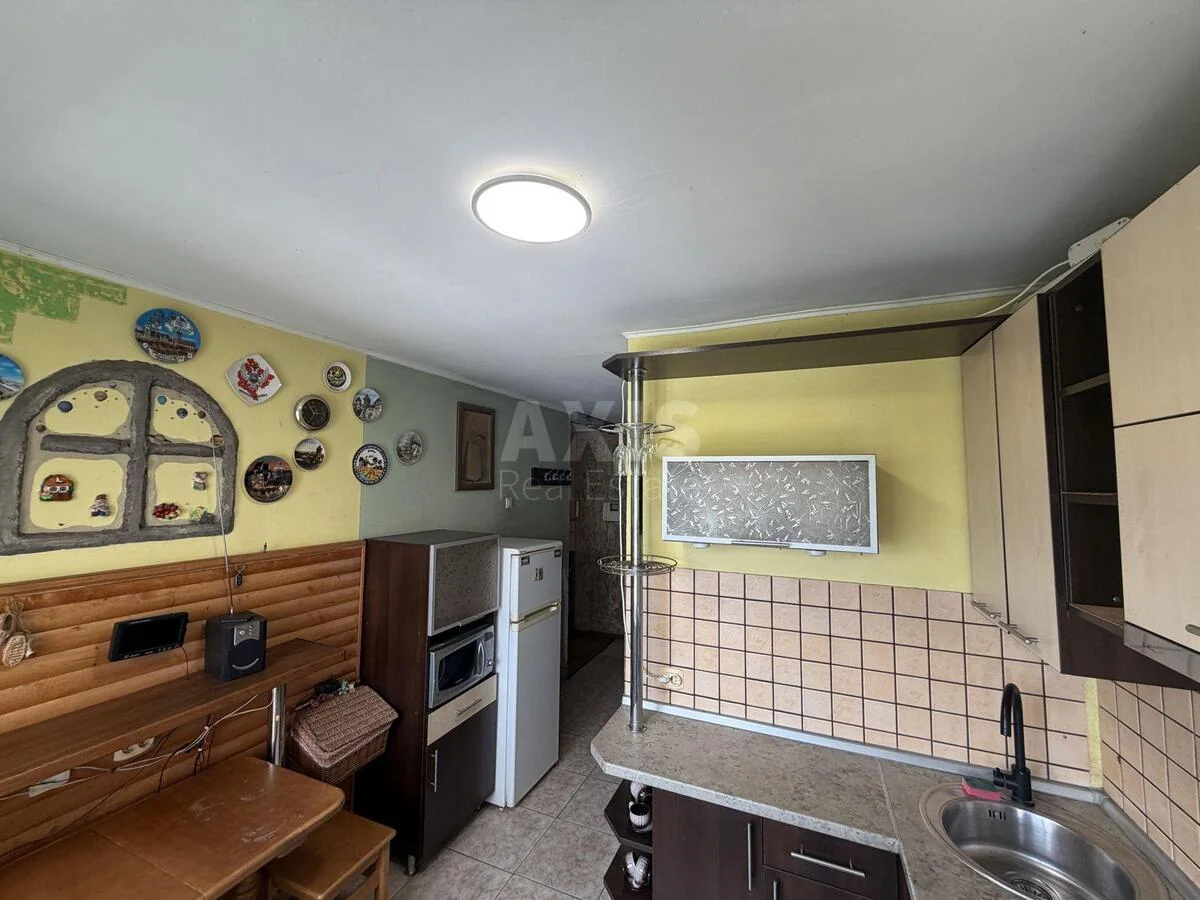 3k apartment vul. Bulahovs'kogo Akademika 30Б