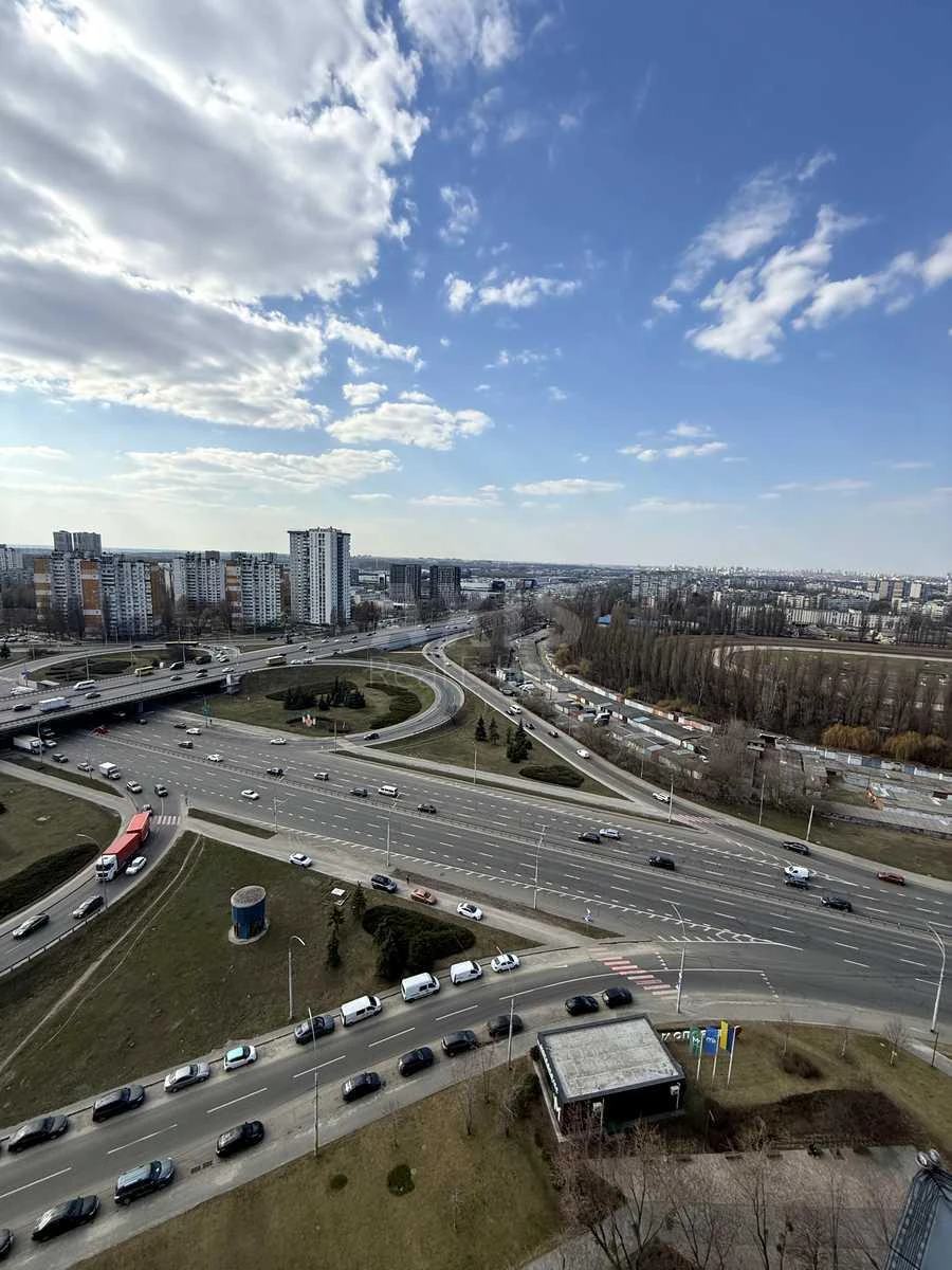 3k apartment vul. Zabolotnogo Akademika 1705580