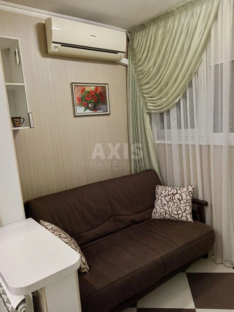 1k apartment vul. Krakivs'ka 13Б645143