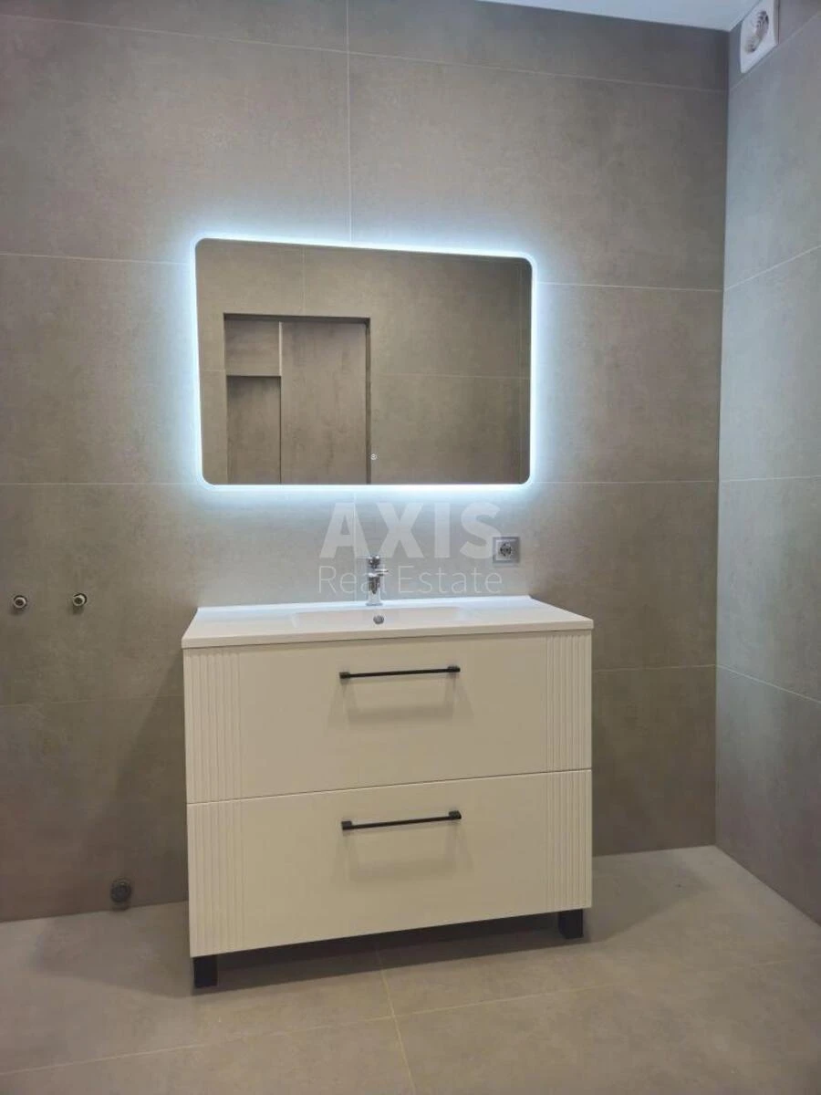 Office pr-t Berestejskij 11, 56m2667676