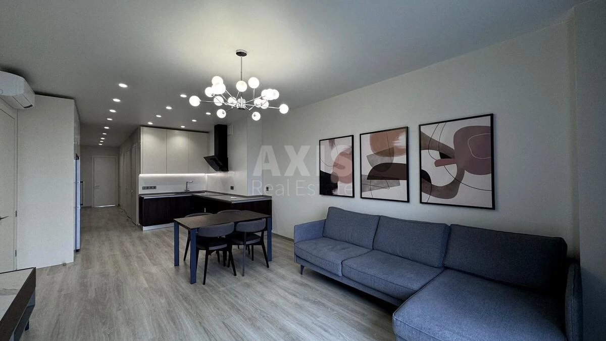 3k apartment vul. Antonovycha 118/96846317