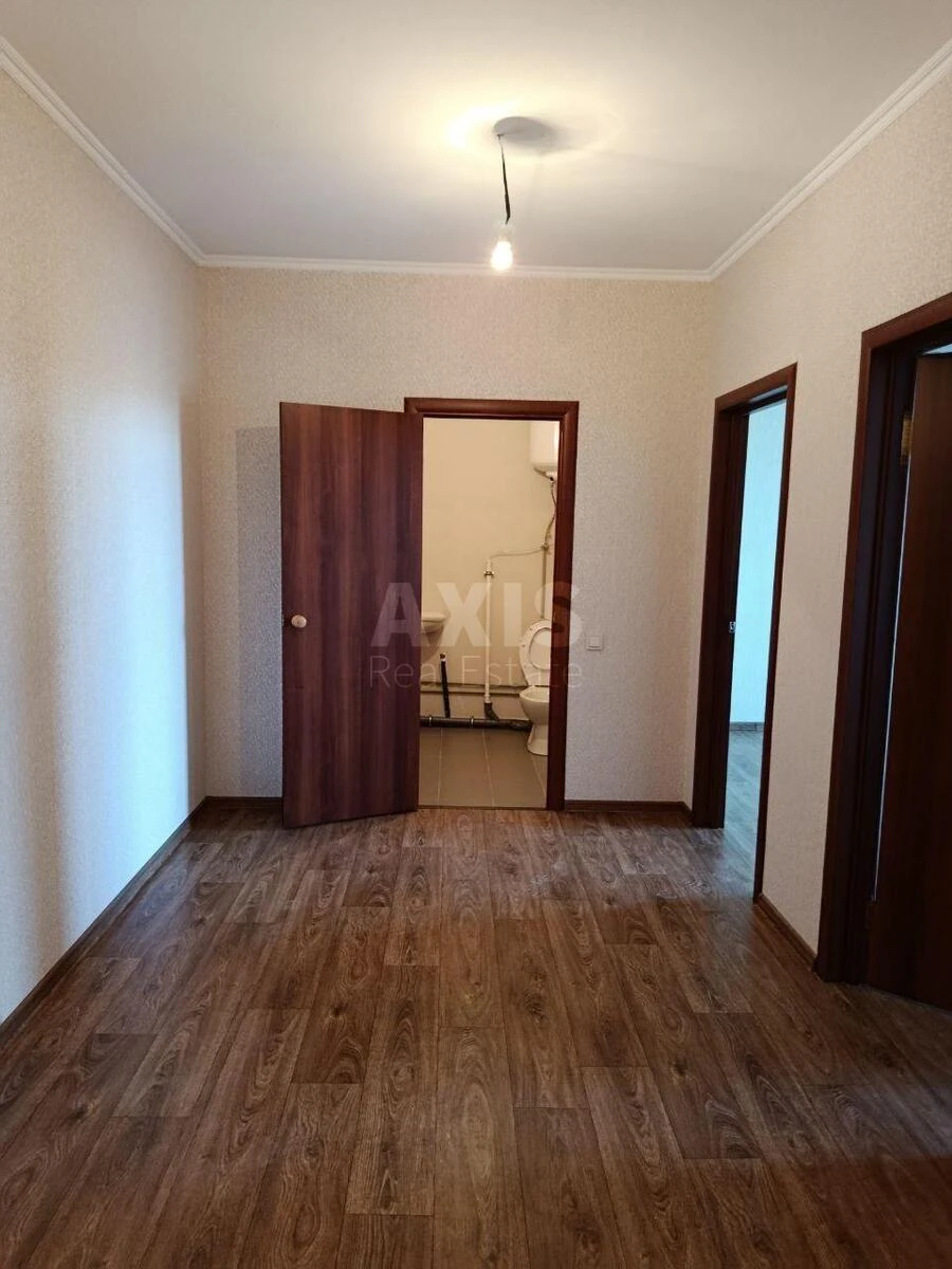 1k apartment pr-t Glushkova Akademika 42681306