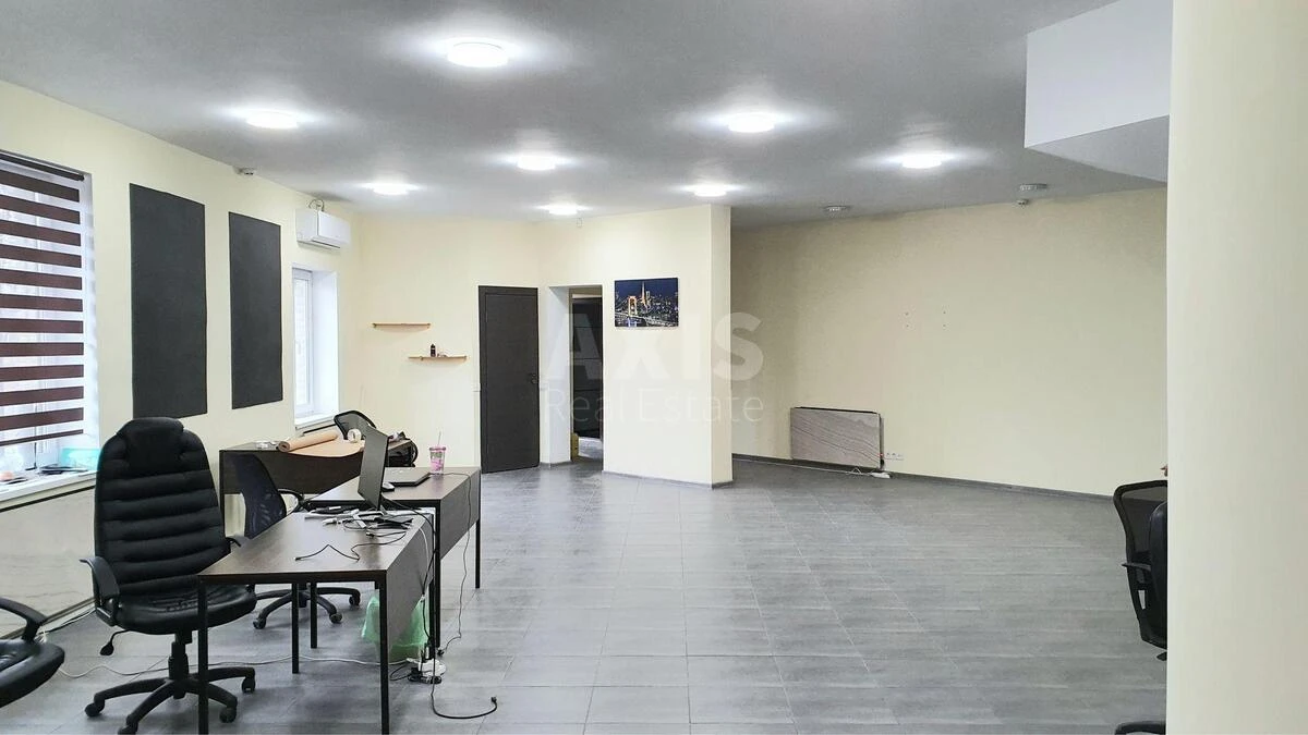 Office vul. Jevgena Konoval'cja 32Г, 145m2681630