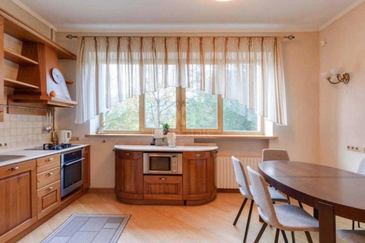 4k apartment vul. Grushevs'kogo Myhajla 34А712550
