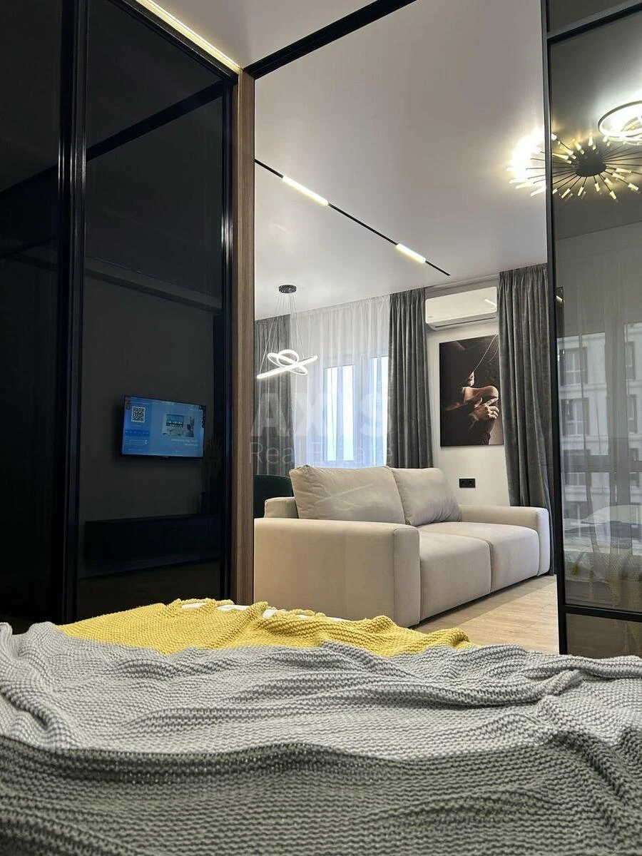 1k apartment vul. Myhajla Maksymovycha 28К682794