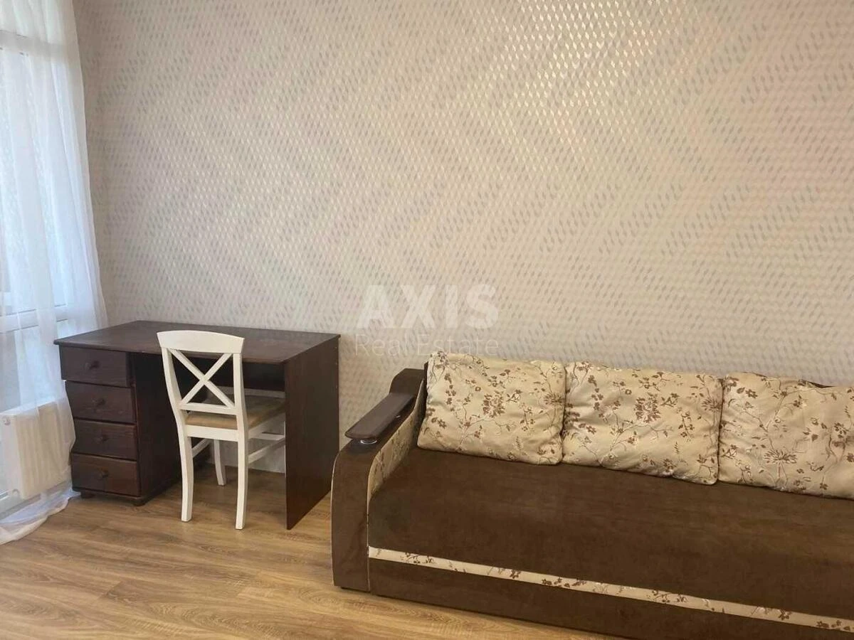 3k apartment vul. Sverstjuka Jevgena 4622372