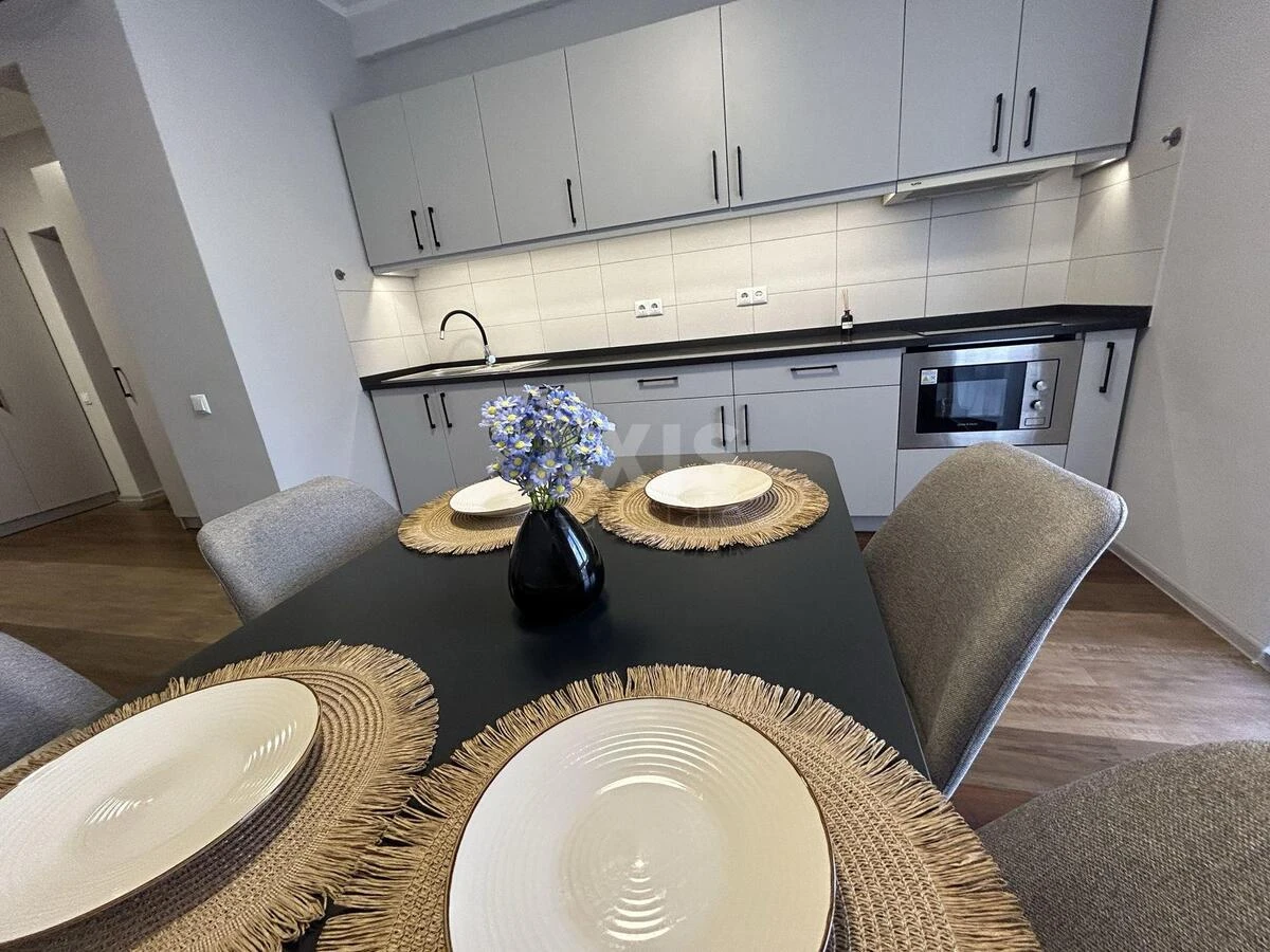 2k apartment vul. Glybochyc'ka 13636850